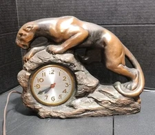 Vintage Bronze Mountain Lion Cat On Rocks Mantel Clock