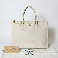 Borsa Prada Galleria Saffiano in pelle bianca bianca con logo triangolo...