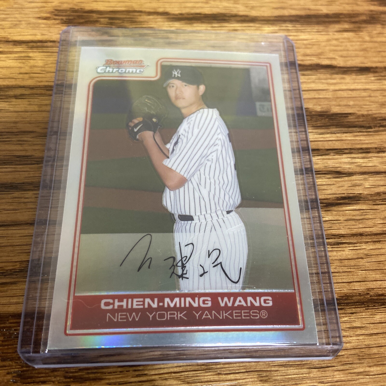 2006 BOWMAN Chrome REFRACTOR  CHIEN-MING WANG #116 YANKEES