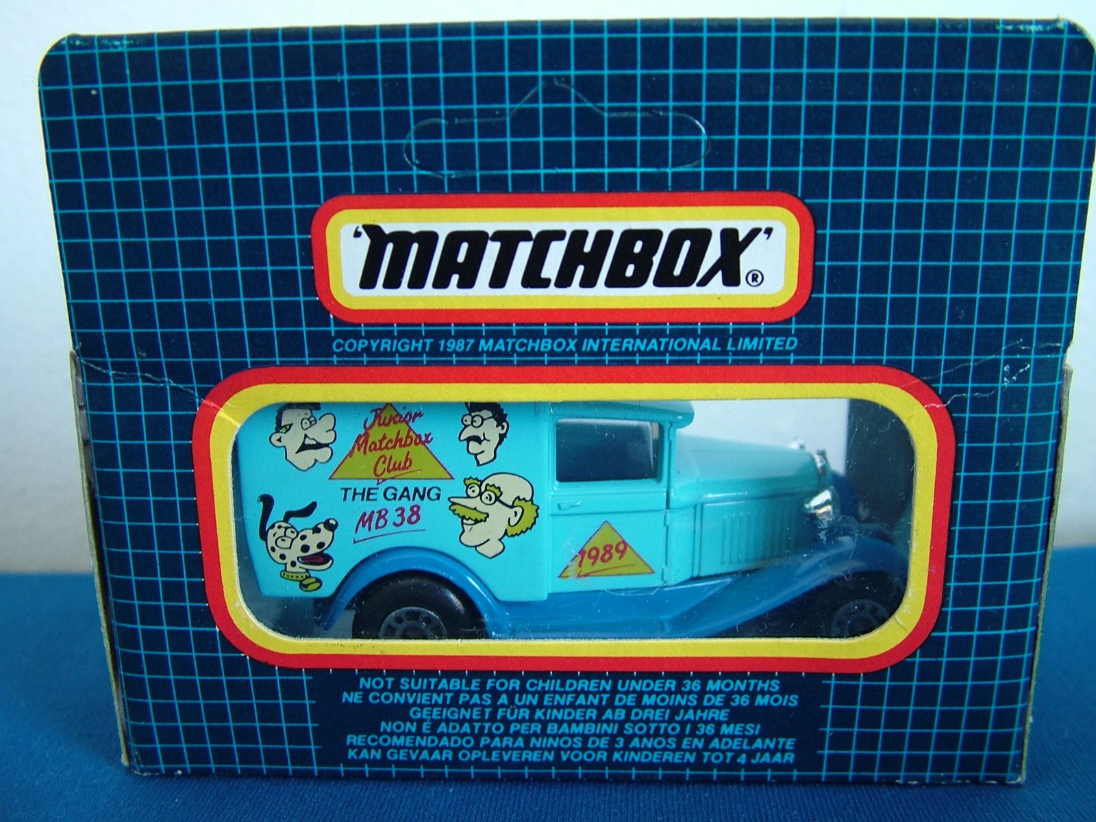 Matchbox Club MATCHBOX MB38 - FORD MODEL A VAN - JUNIOR MATCHBOX CLUB 1989 - THE GANG ...