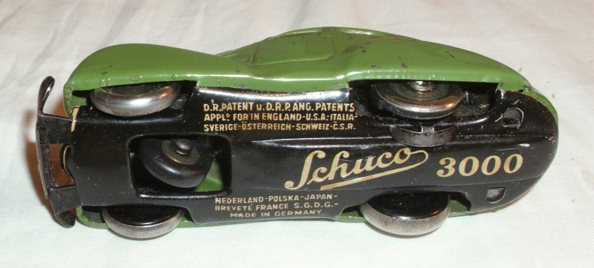 SCHUCO OF GERMANY 3000 TELESTEERING CAR TIN WIND UP TOY 1930s