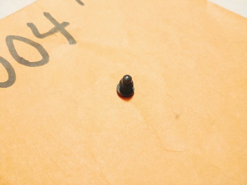 Genuine OEM Senco Nail Gun Parts Part Number KB5004 Screw - Picture 4 of 4