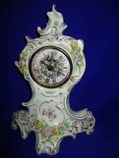 Sitzendorf Deutsche Vintage Rokoko Stil Porzellan Uhr mit Blumen