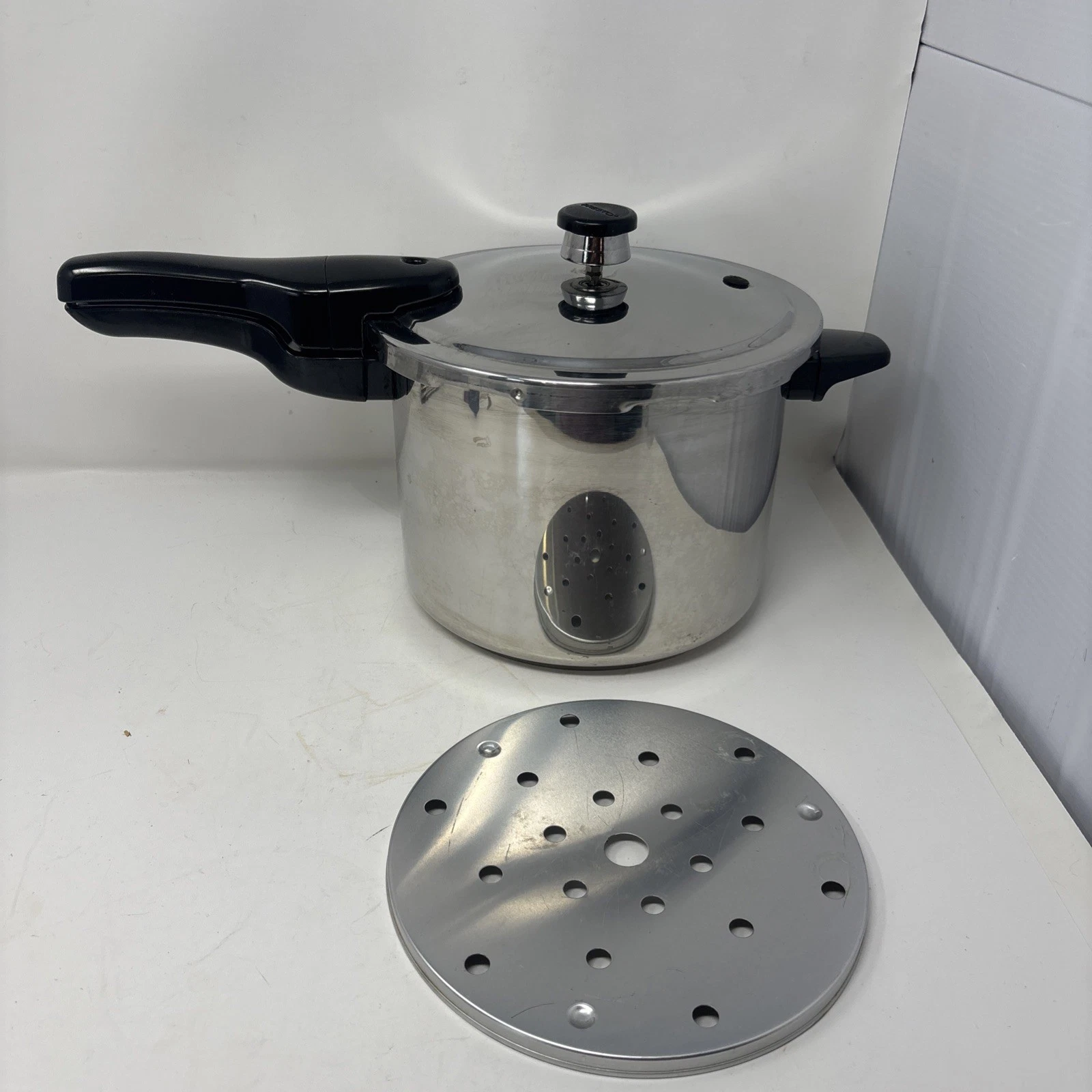 Presto 6-Quart Stainless Steel Pressure Cooker Model 0136210 Complete NO Manual