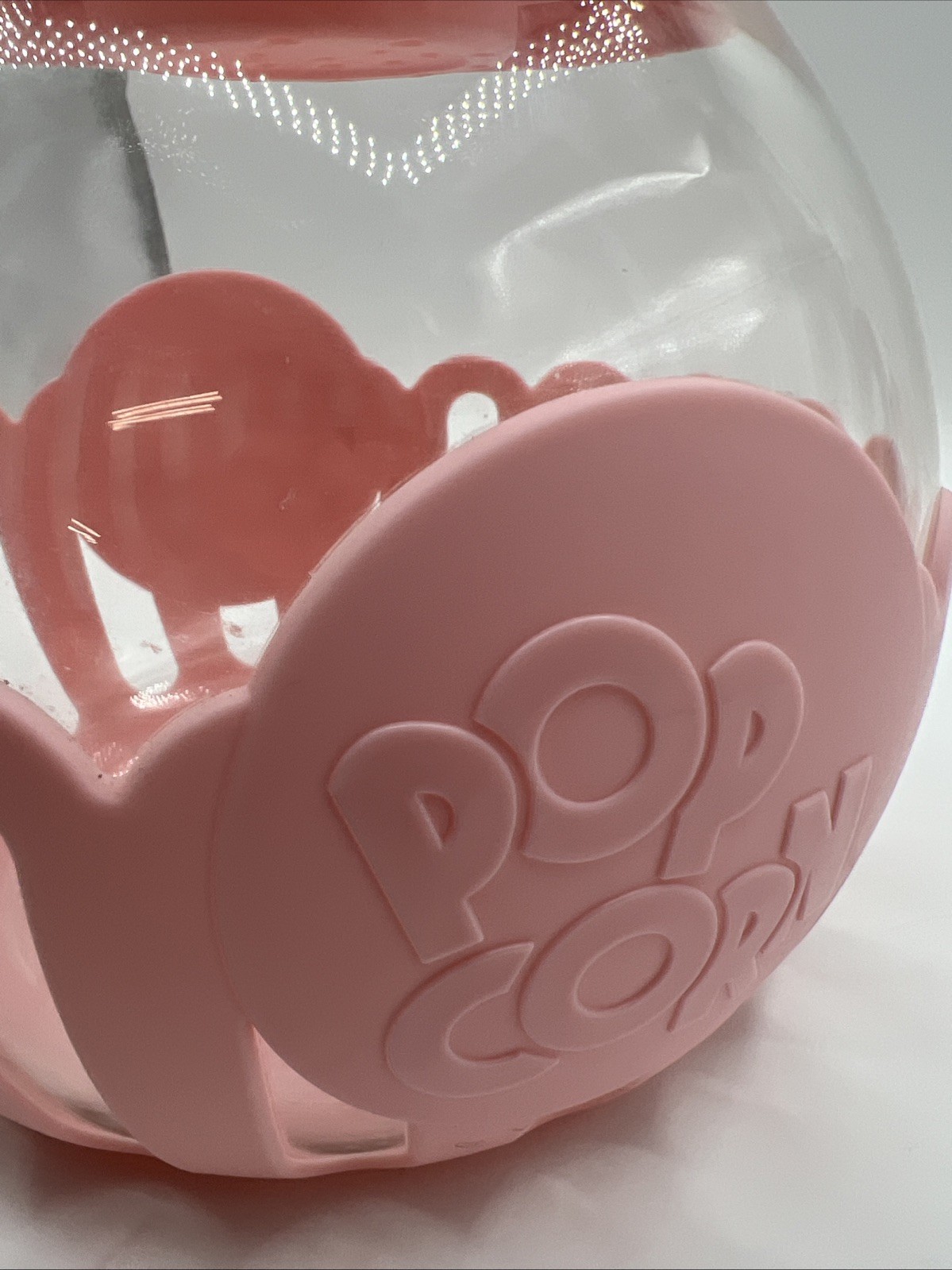 Paris Hilton Microwave Popcorn Popper, Dishwasher Safe, 3.3-Quart, Pink, New