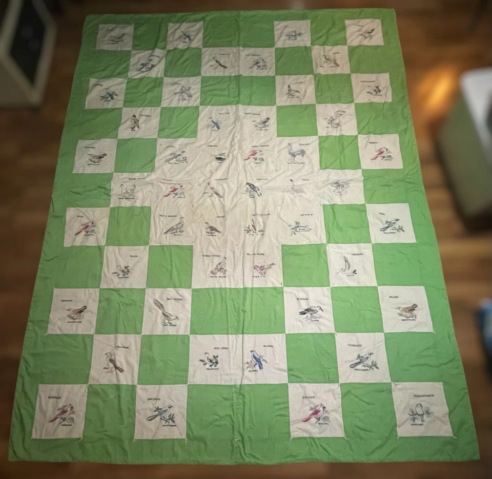 Edredón vintage 50 State Birds retazos verde/blanco (97”x 73,4”) bordado LEER Foto 2 de 4