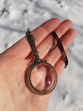 Magnifying Glass Necklace / Unique Necklaces / Pendants / Charm Necklaces / Odd
