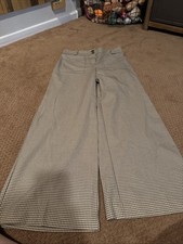 Excellent Condition Size 4 Women’s MNG Wide Leg Suit Patterned Pants (2H)