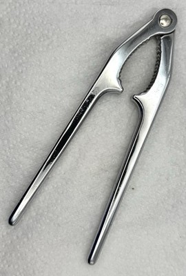Vintage italienischer klobiger verchromter Nussknacker - sehr gut gebaut