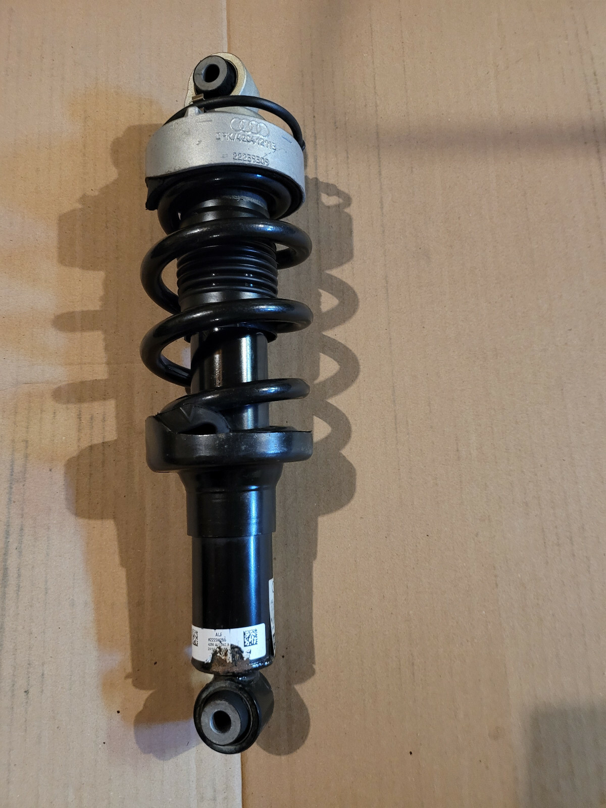 Audi R8 Magentic Ride Magnaride Shock Front 420412020