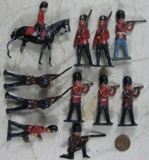 Lot of Vintage 1930's Cast Lead English Soldiers Britains