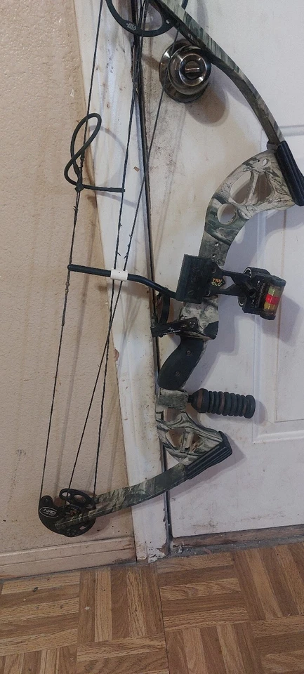 Блочный экстремальный лук PSE 2018 29 дюймов Stinger для правой руки - черный - Изображение 3 из 4