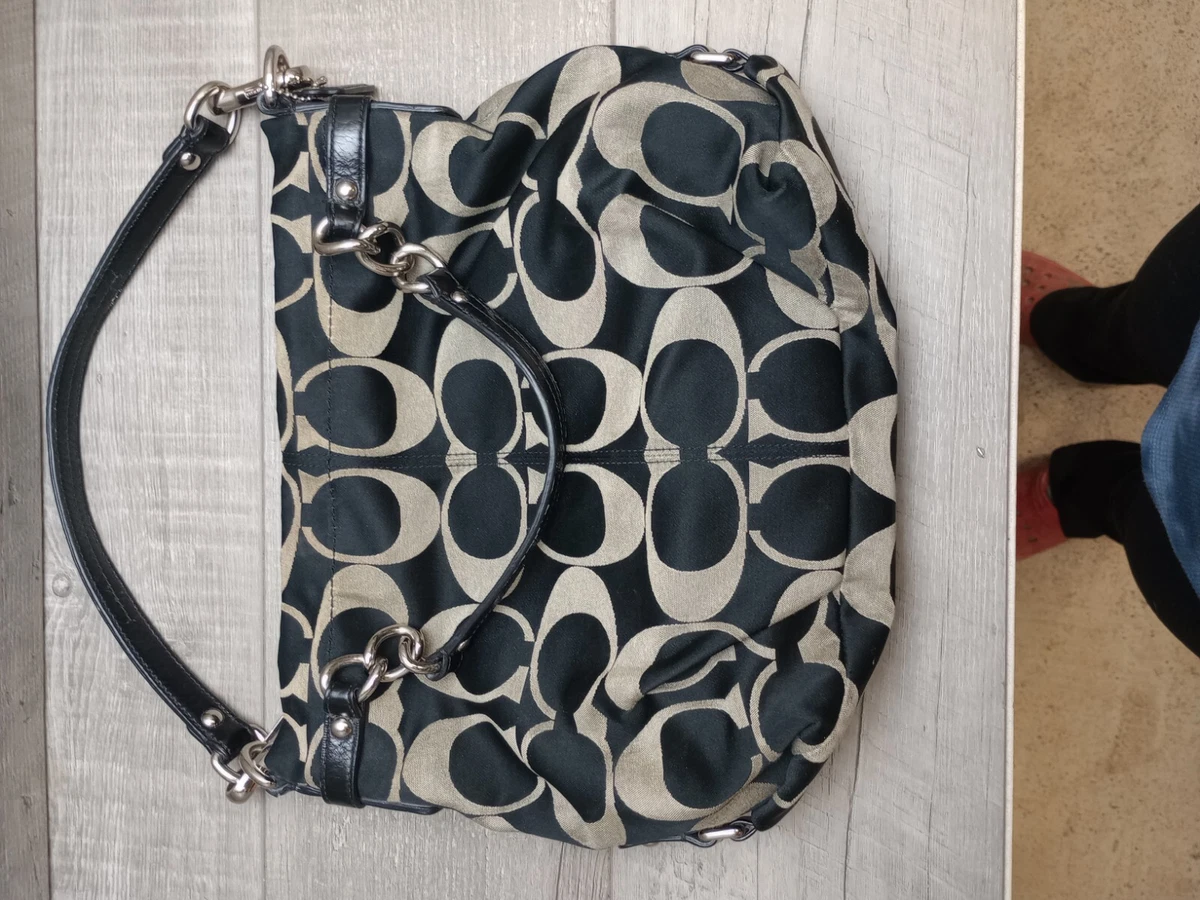 Coach store design bag