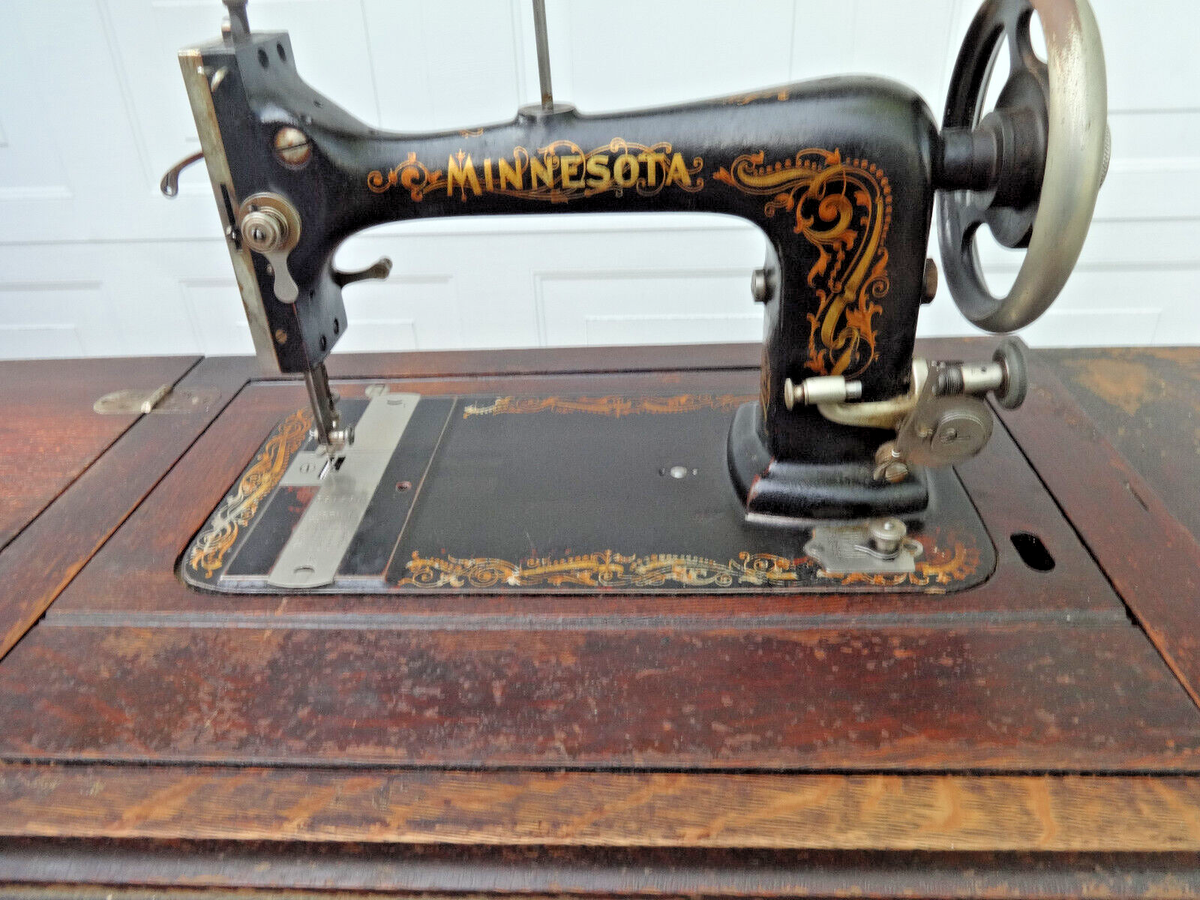 アンティーク ソーイングマシンテーブル Amazon.com: Vintage