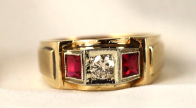 14K Gold Vintage Ring lab grown Rubies, Diamond 7.2 Grams Size 9.5
