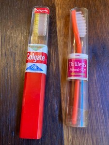 Two New VINTAGE 1940’s Colgate Hard Toothbrush in Case *NEW OLD STOCK
