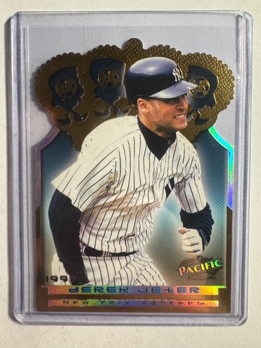 K316.194 - 1999 Pacific Gold Crown Die Cuts #10 Derek Jeter