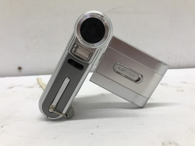 AIPTEK DZ0-V38 6MP CAMCORDER, UNTESTED, W/ BATTERY, FOR PARTS OR REPAIR