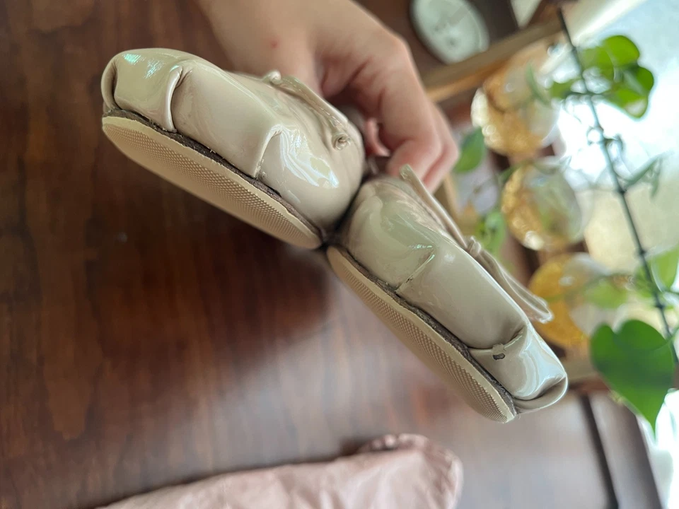 Miu Miu Ballet Pisos Charol Beige Talla 35 Foto 3 de 4