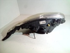 Feu avant (phare) Peugeot 208