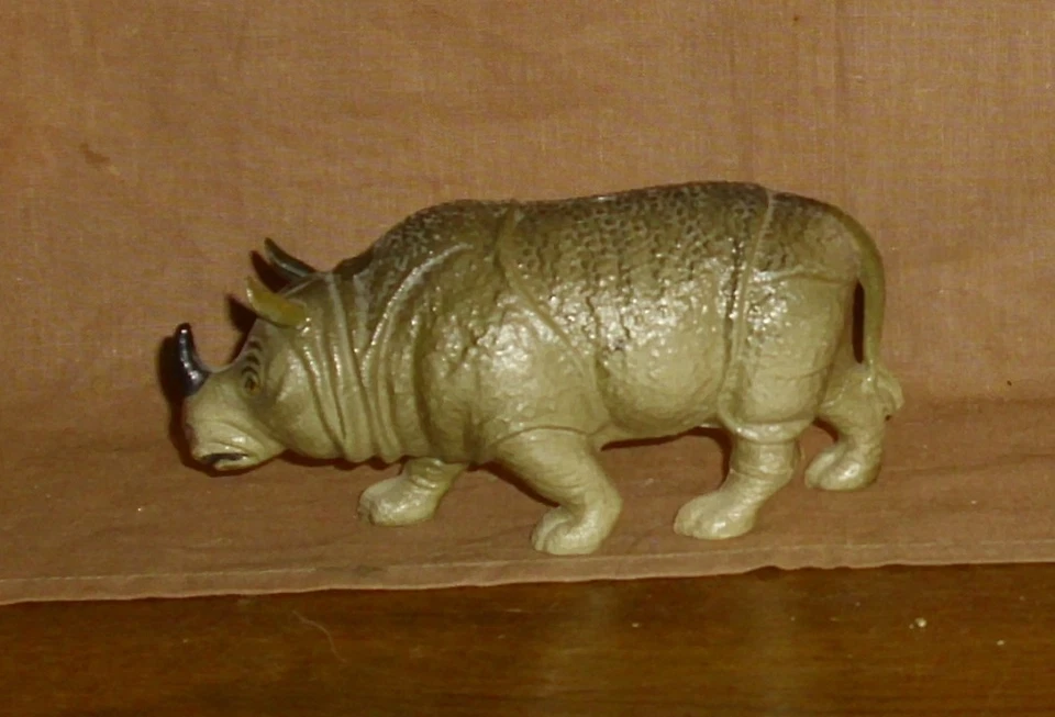 Zelluloid-Nashorn-unbespielt-uralt-Zustand 1-2 - Bild 3 von 4