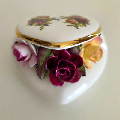Vintage Royal Albert Old Country Roses Knochenporzellan Herz,  England