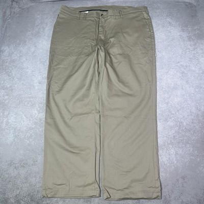 NWT Wrangler Flat Front Classic Fit Mens Khaki Pants W43xL30