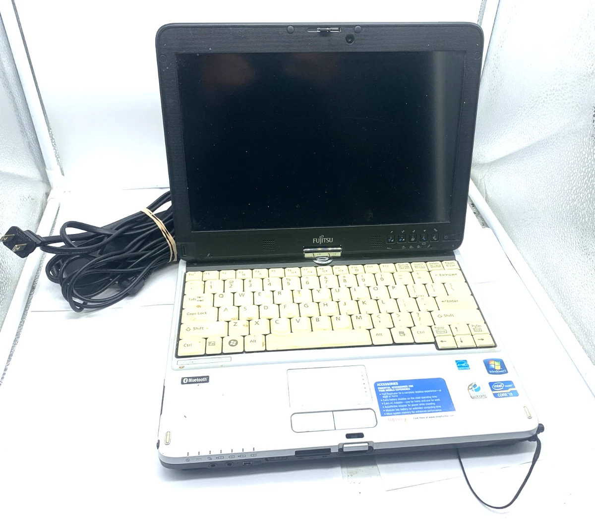 Fujitsu Windows 10 PC Laptops & Netbooks 250-499 GB Hard Drive
