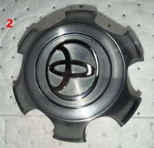 2005-2015 Toyota Tacoma Center Wheel Cap - Used