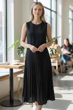 Edited by Remi Bader Pleated Dress L Black NWT Midi Fit Flare Cocktail Plus Size