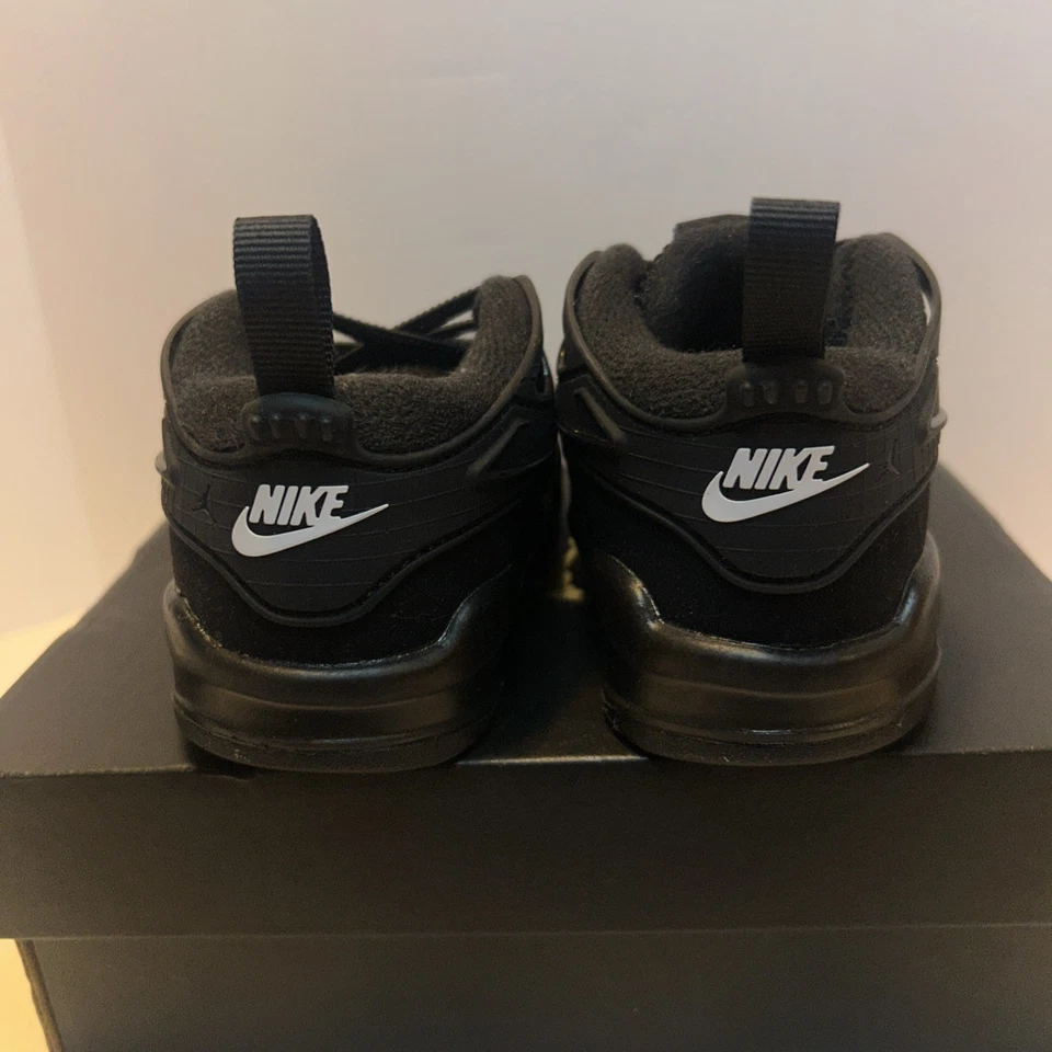 Air Jordan 4 RM “Black Cat” Sneakers Kids (TD) Size 6c Nike Shoes FQ7937-004 - Image 3 of 4