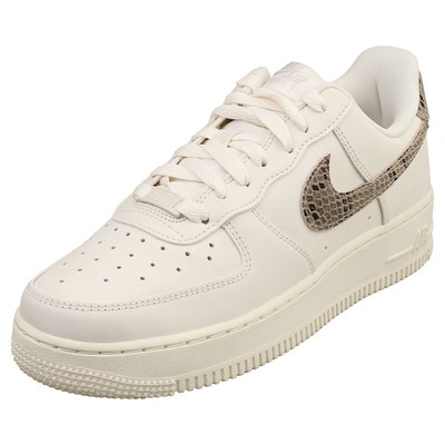 nike air force 1 07 womens 7.5