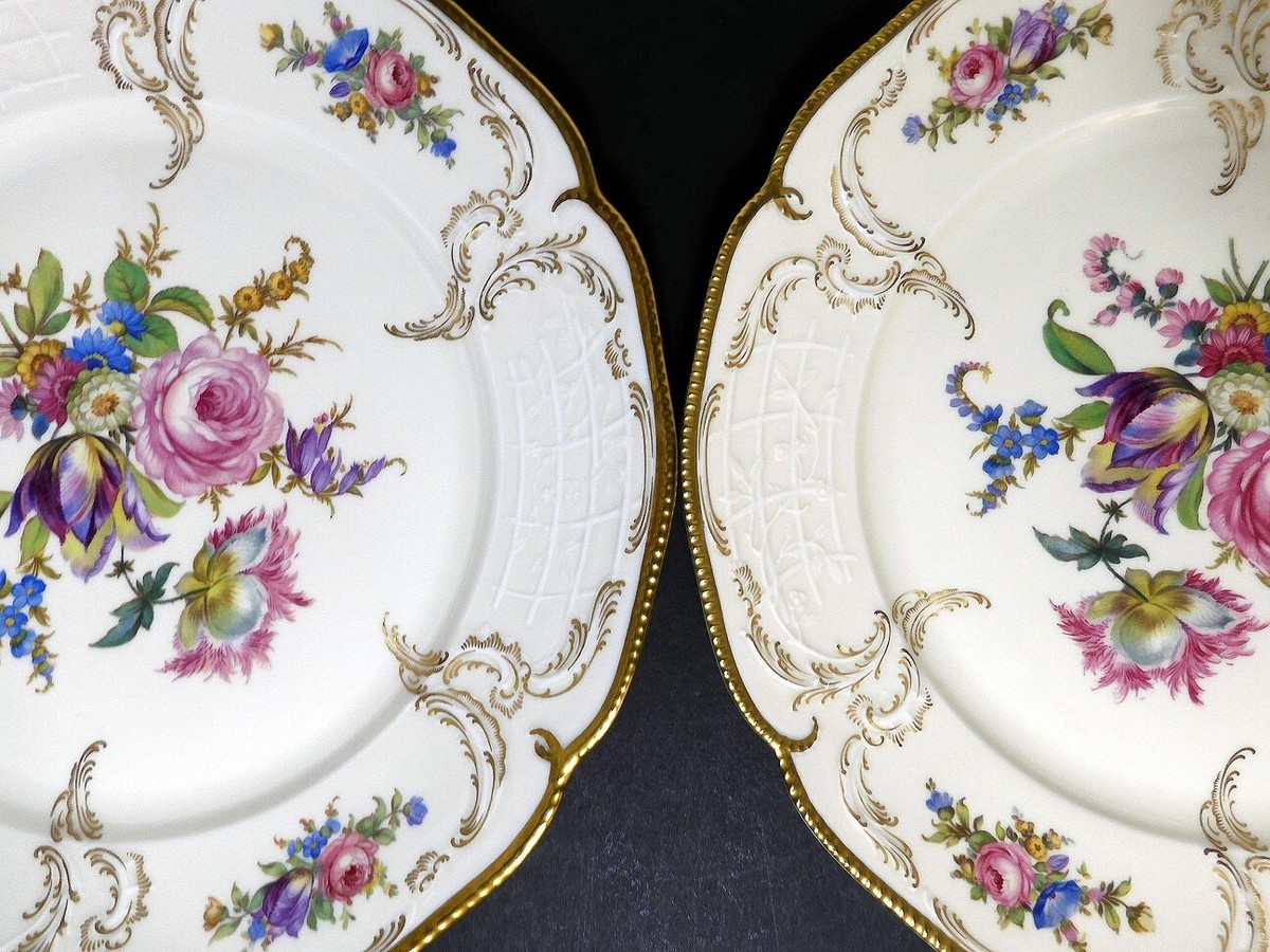2 - 1940s Rosenthal Diplomat Sanssouci Dinner Plates ~Center Gold