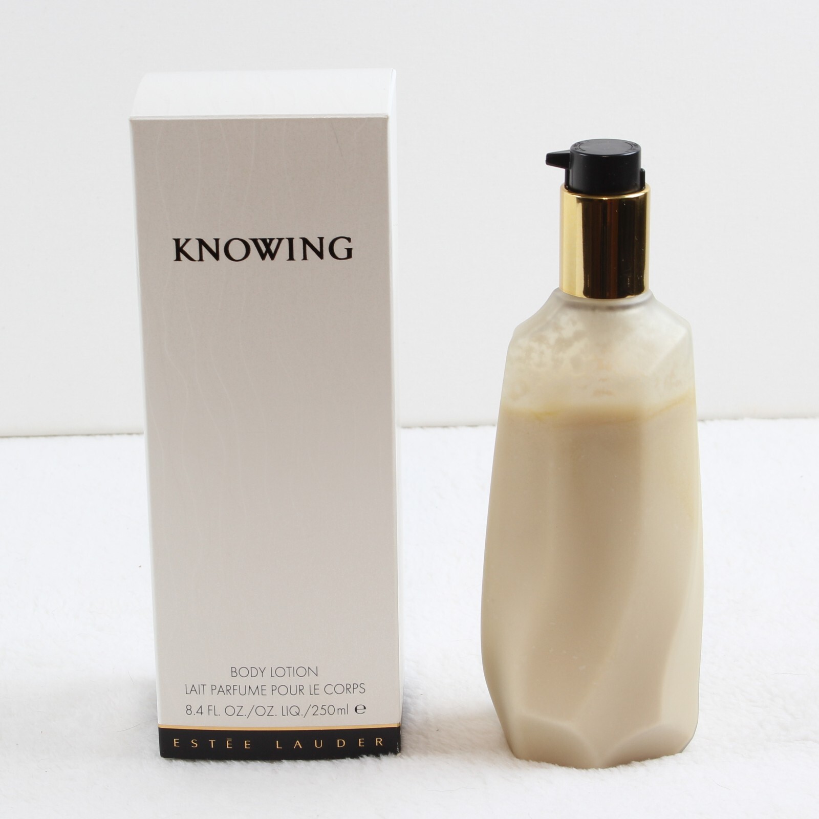 Estée Lauder Knowing Body Lotion 250 ml (EUR 360 / L) eBay