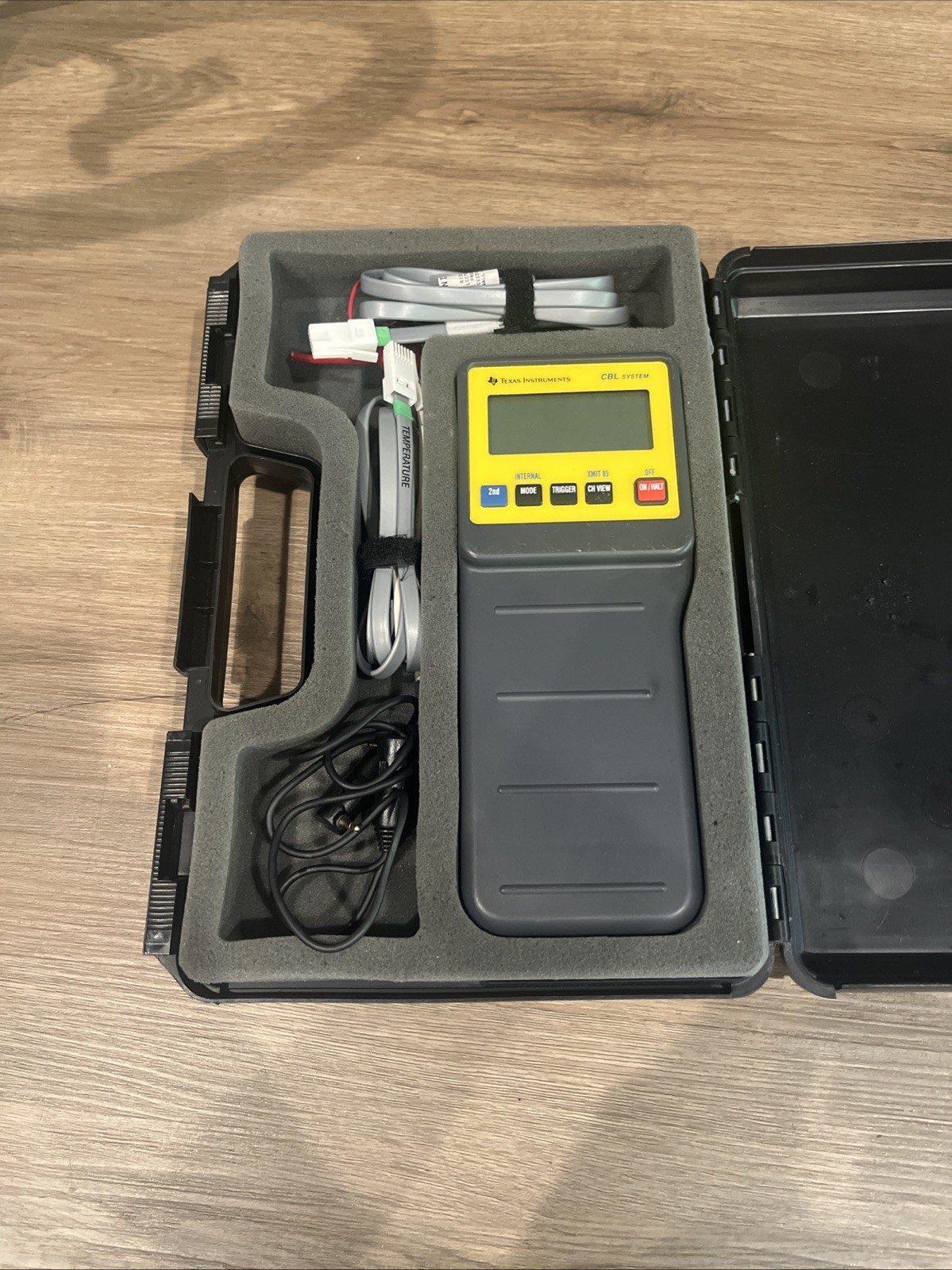 Texas Instruments CBL System Data Acquisition Kit w/ Probe Leads & Hard Case