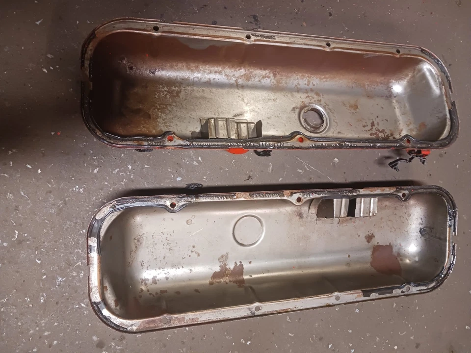 Cubiertas de válvula Chevy 454 77 camioneta Chevy Foto 4 de 4