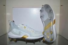 Under Armour Men's Harper 6 Low ST Baseball Cleats 3024315 100 White/Gold NIB