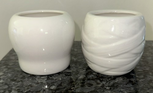 Yankee Candle Mummy & Skeleton Set Votive Candle Holder Halloween New Tealight - Picture 2 of 2