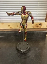 Iron Man 3 Hot Toys Power Pose Series Mark XLII Figure W/ Stand Stark Industries