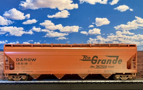 HO ATHEARN 55' D&RGW TOLVA DE FLUJO CENTRAL #15518 Kadees desgastado | Zustand: Used