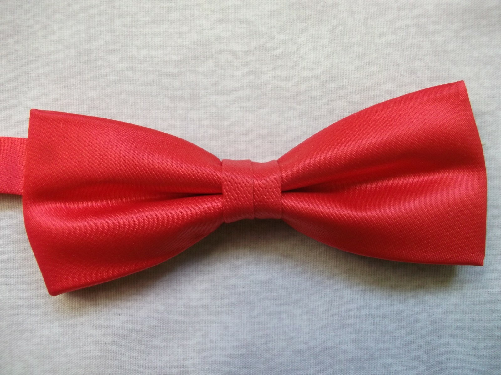 Vintage Bow Tie Mens Retro Dickie Bowtie Adjustable 1990s Pillar Box