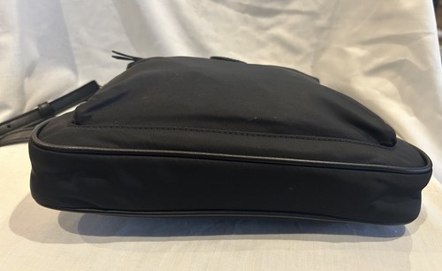 Tory Burch Black Nylon & Leather Handsfree Cross Body Messenger Bag / Handbag - Picture 15 of 24