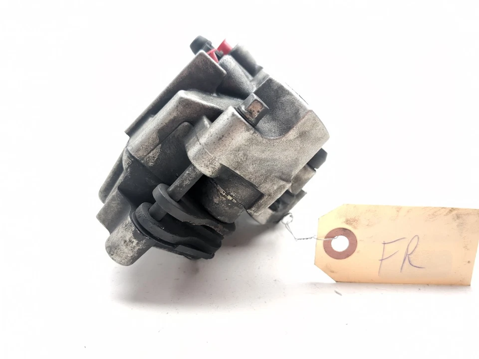 08 Victory Vision Deluxe Front Brake Calipers - Image 2 of 4