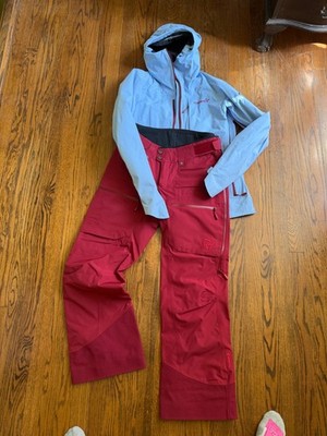 norrona women insulated light blue ski jacket/pants rhubarb size Large
