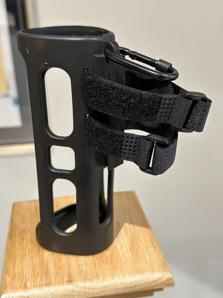 Flexson Mountable Travel Cover for Sonos Roam Black USED RUBBER STRAPS CLIPS - Image 2 of 4