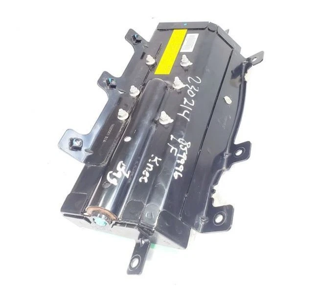 Bolsa de aire para rodilla del conductor OEM 2013 2014 2015 2016 Hyundai Equus  Foto 2 de 4