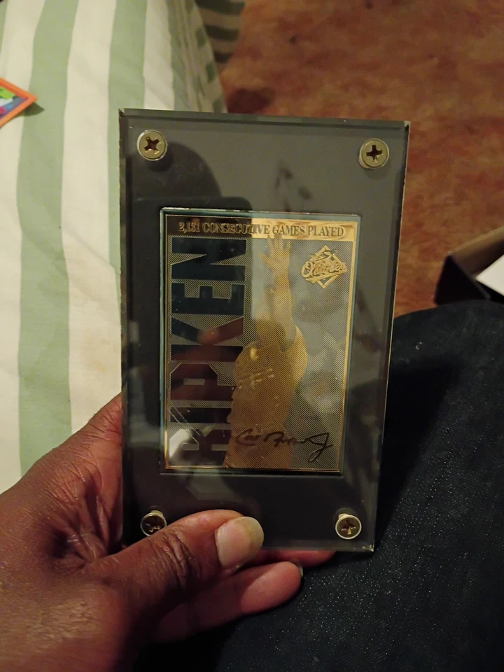 Cal Ripken Jr Imágenes Auténticas 24kt 2131 Juegos Edición Limitada 1 De 600 Raro Foto 3 de 4