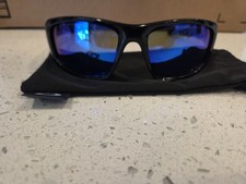 Oakley Valve OO9236-12 Sunglasses Black Frame with New Blue Polarized lenses
