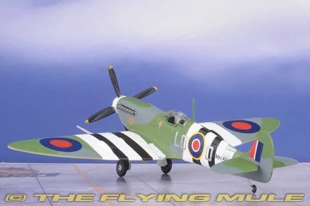 Atlas Editions 1:72 Spitfire Mk IX RAF No.602 Sqn Pierre Clostermann MJ586 - Image 2 of 4