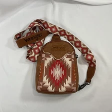 Wrangler X Boot Barn Women's Southwestern Print Sling Crossbody Brwn/Red Aztec